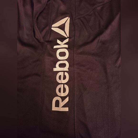 NWT Reebok size 3XL black shorts - Picture 3 of 5